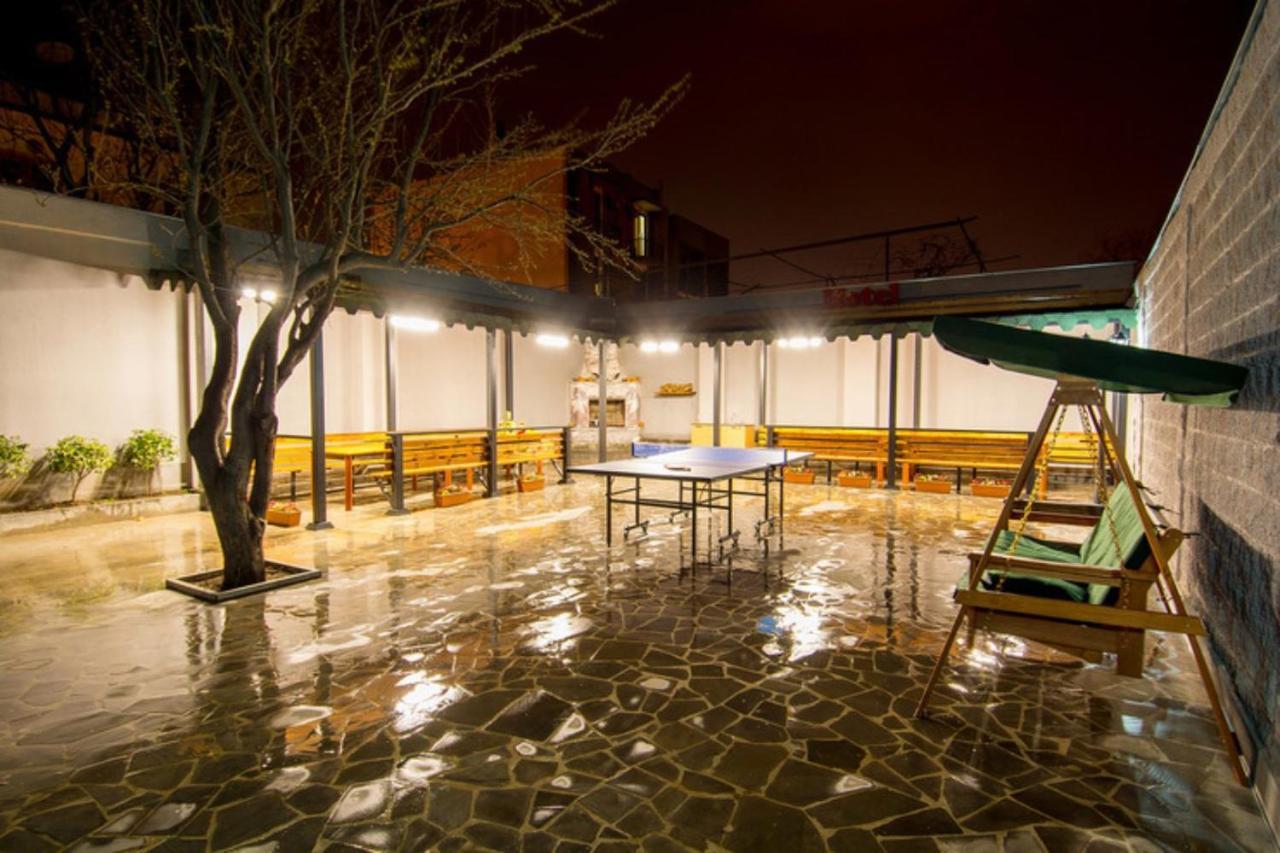- Granada - Boutique Hotel - Tbilisi - Exteriör bild